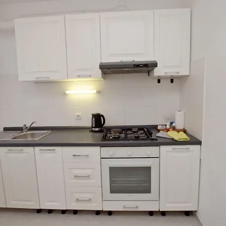 Mirjam Apartman